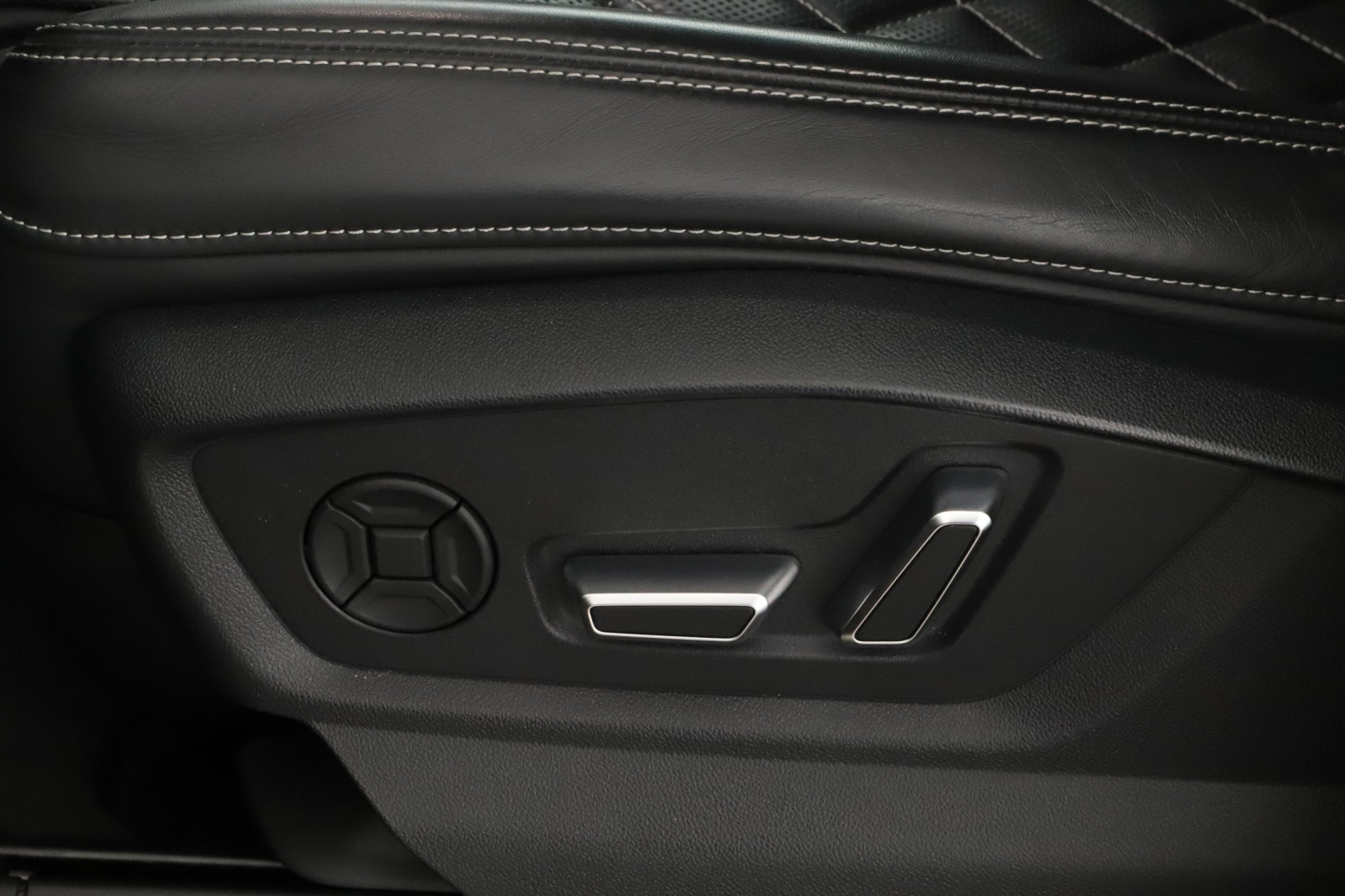 Audi Q8 - 2023