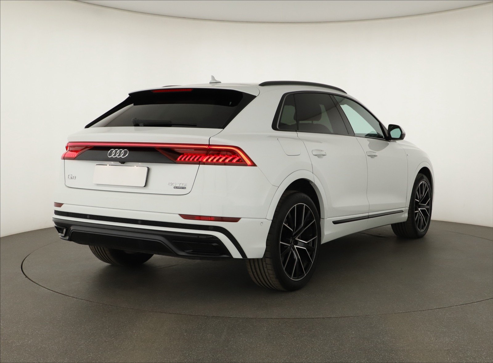 Audi Q8 - 2023