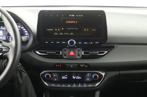 Hyundai i30 - 2023