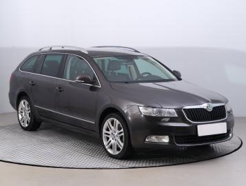 Škoda Superb, 2010