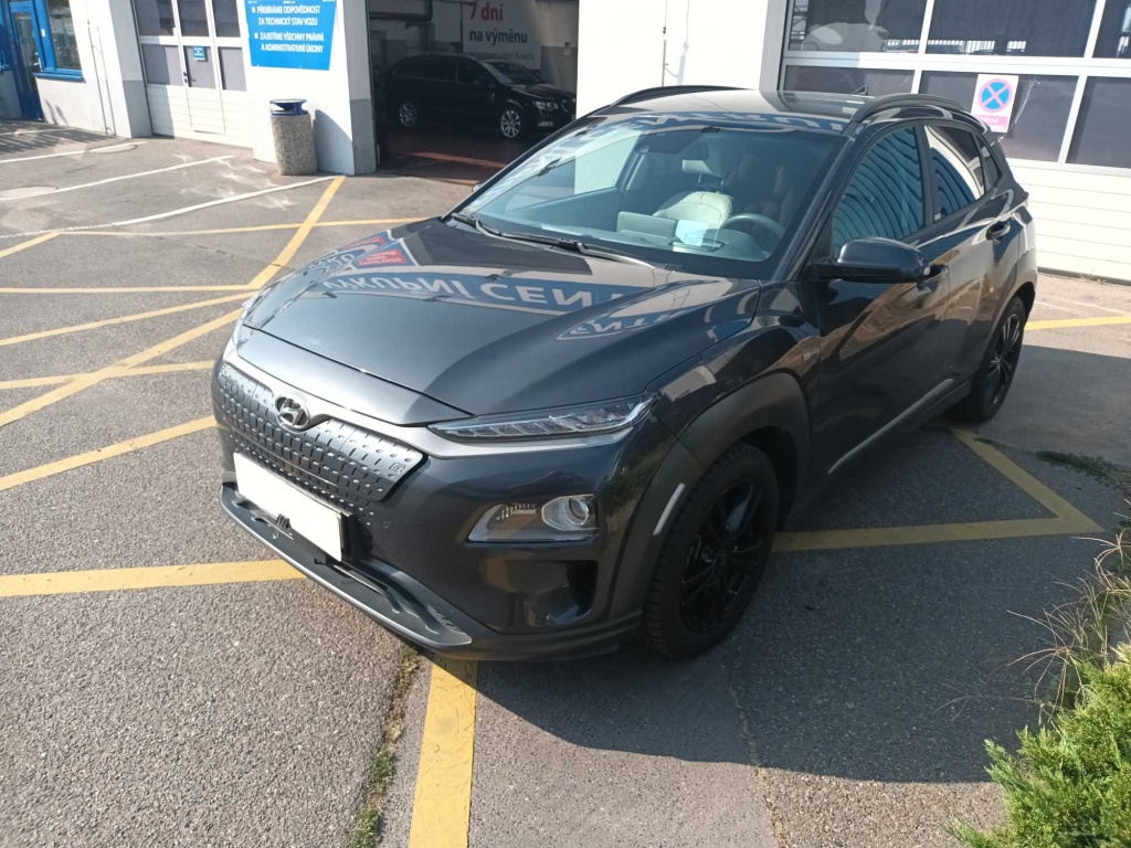 Hyundai Kona Electric 64 kWh, 2020, Electric 64 kWh, 150kW