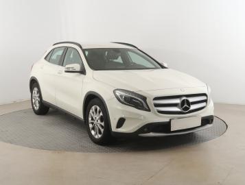 Mercedes-Benz GLA 220 CDI 4MATIC, 2014