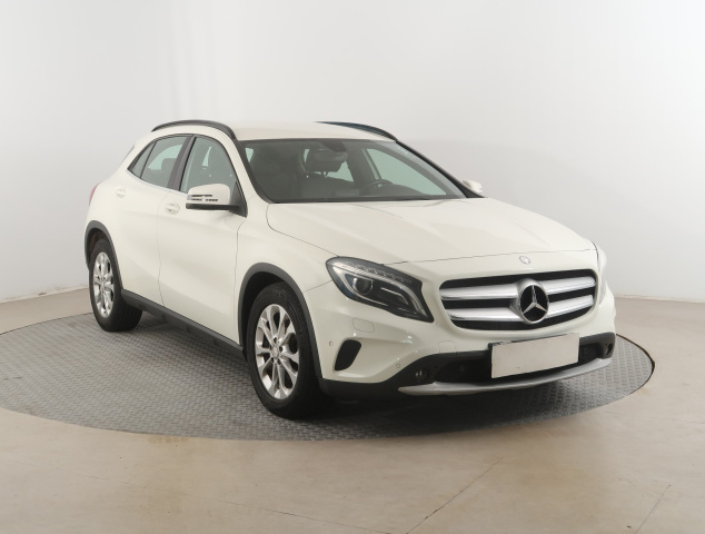 Mercedes-Benz GLA 2014