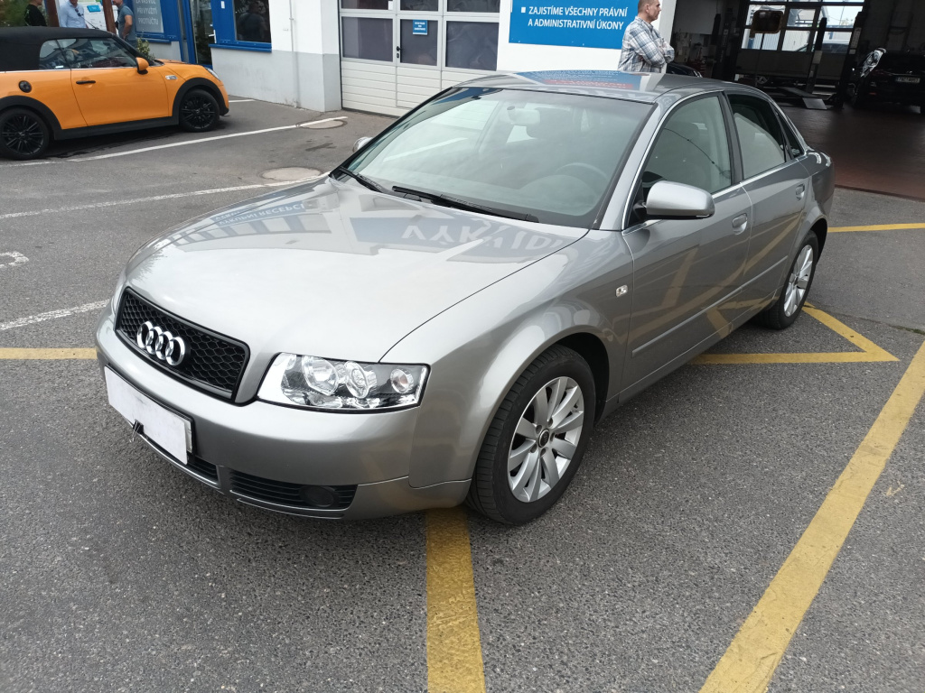 Audi A4, 2003, 2.0, 96kW