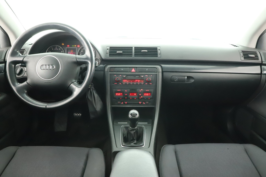 Audi A4, 2003, 2.0, 96kW