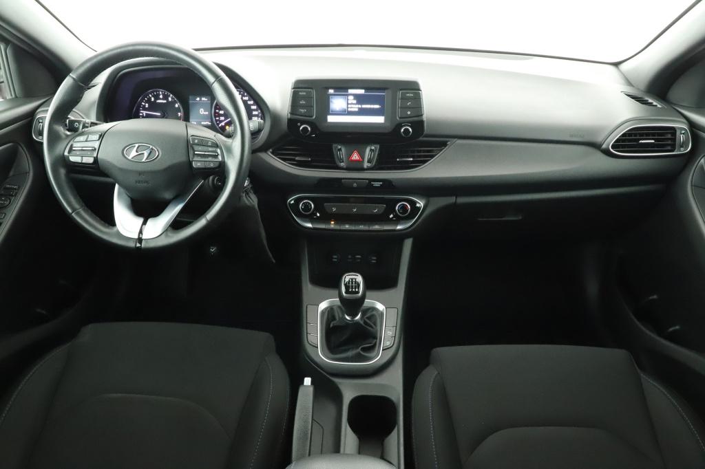 Hyundai i30, 2018, 1.0 T-GDI, 88kW