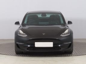 Tesla Model 3 - 2019
