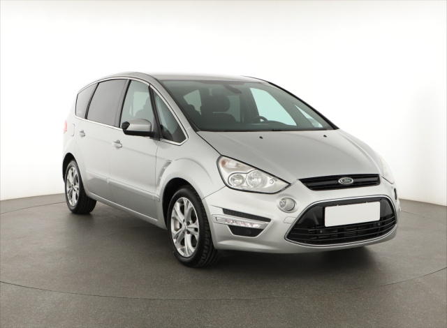 Ford S-Max 2010