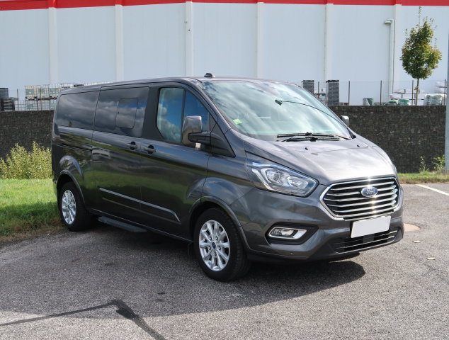 Ford Tourneo Custom 2021