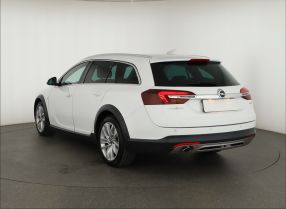 Opel Insignia - 2016
