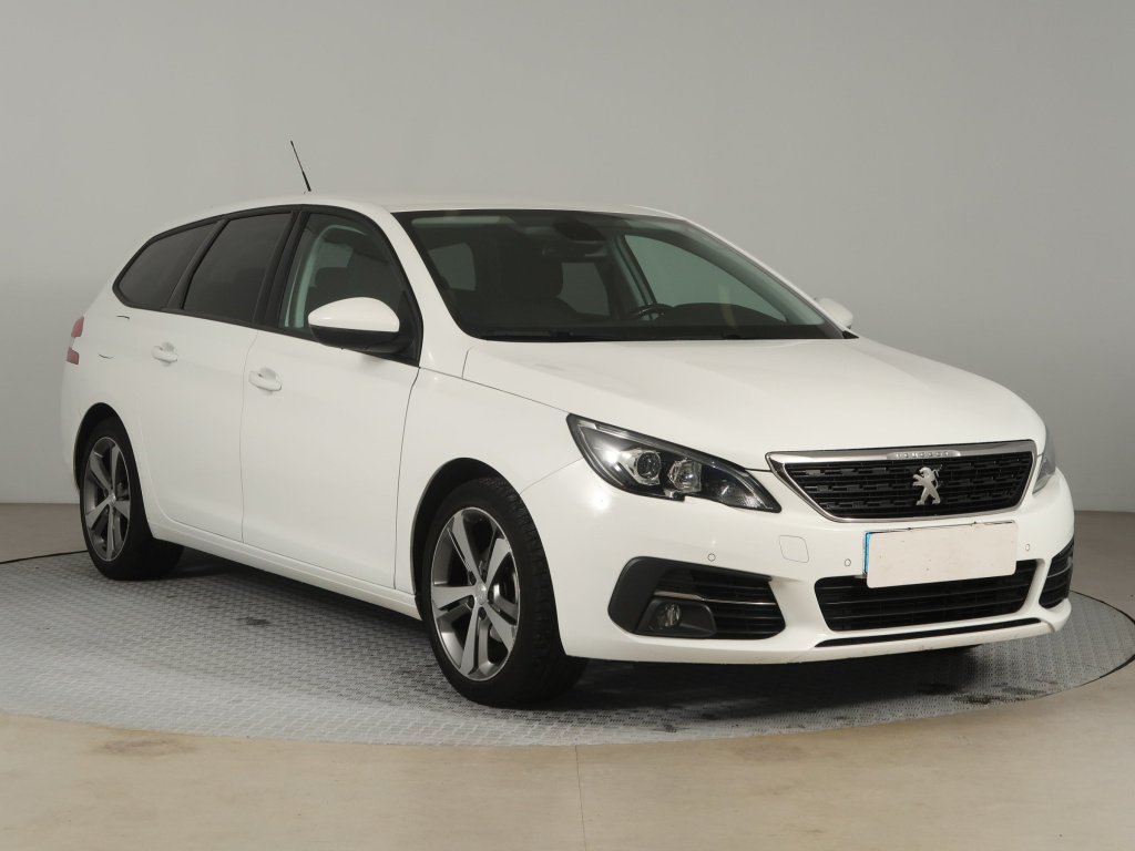 Peugeot 308, 2019, 1.2 PureTech, 81kW