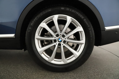 BMW X7 - 2021