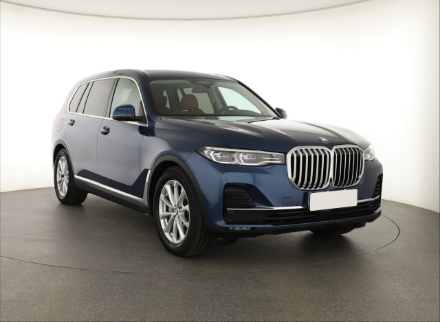 BMW X7 2021