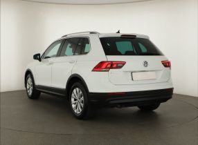 Volkswagen Tiguan - 2020