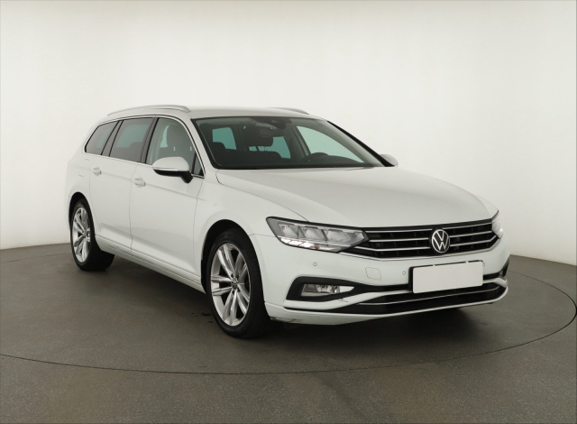 Volkswagen Passat 2021