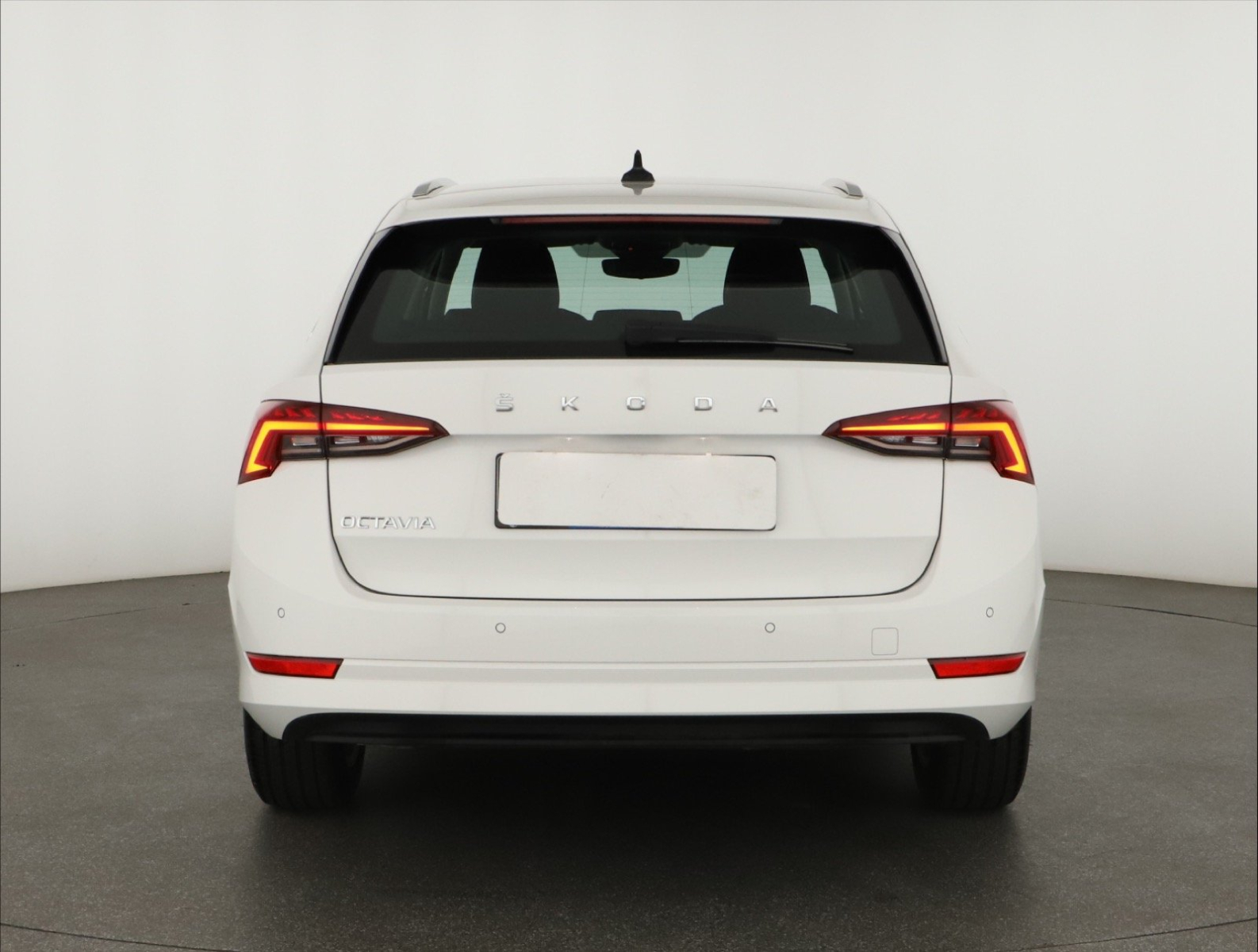 Škoda Octavia - 2023