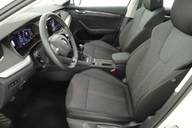 Škoda Octavia - 2023