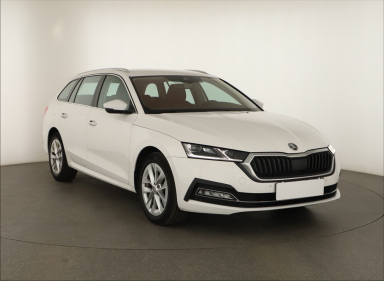 Škoda Octavia - 2023