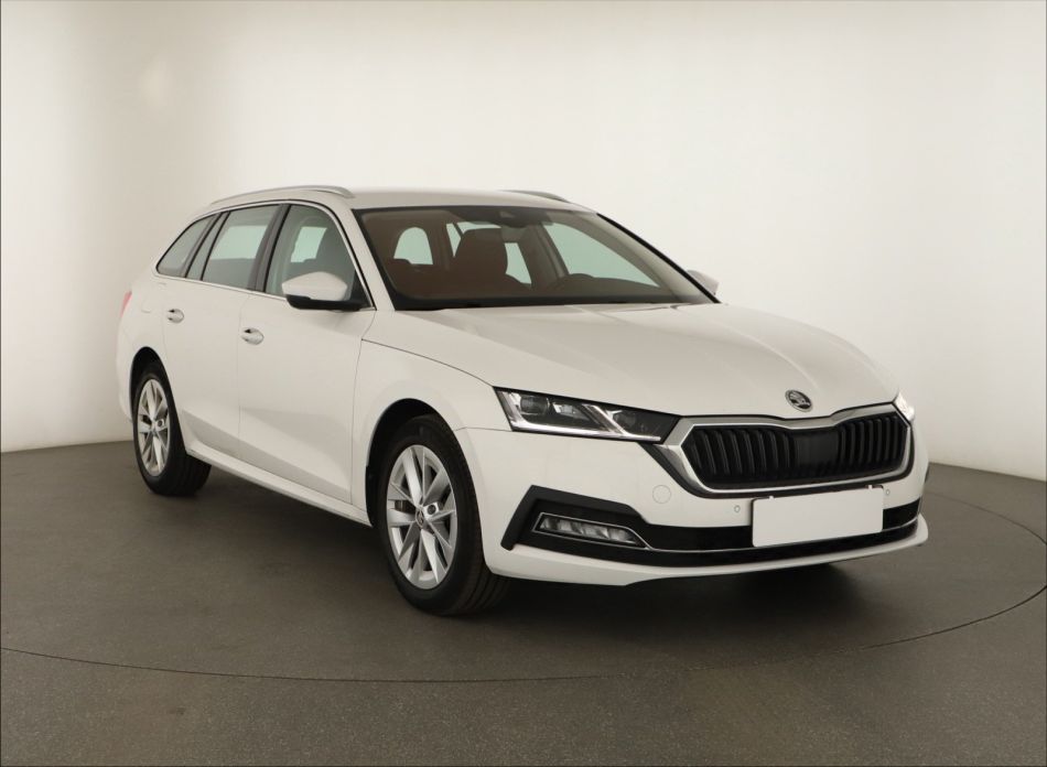 Skoda Octavia - 2023