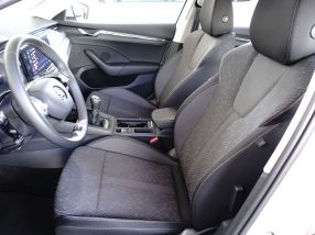 Škoda Octavia - 2023