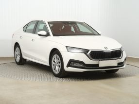 Škoda Octavia - 2023