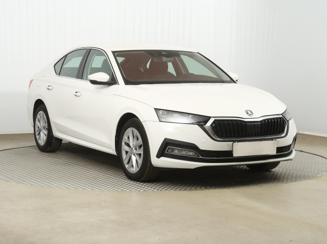 Skoda Octavia 2023