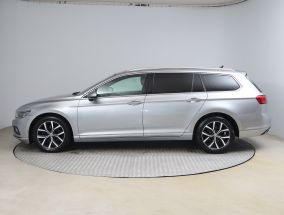 Volkswagen Passat - 2020