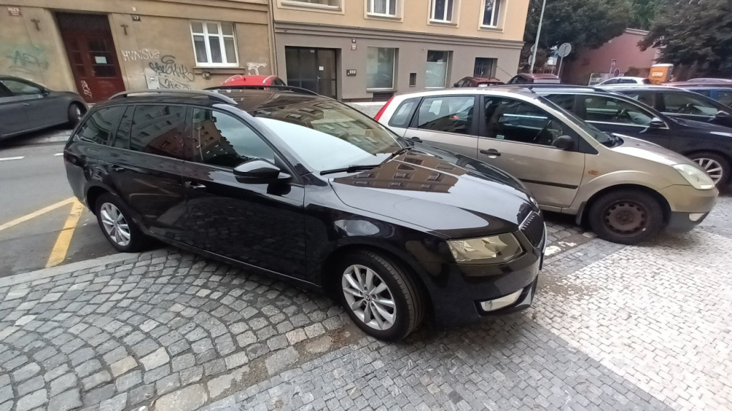 Škoda Octavia, 2015, 1.6 TDI, 77kW