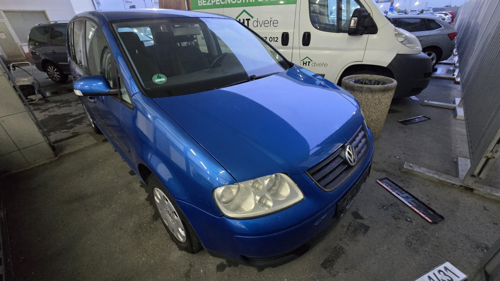 Volkswagen Touran, 2003, 1.6 FSI, 85kW