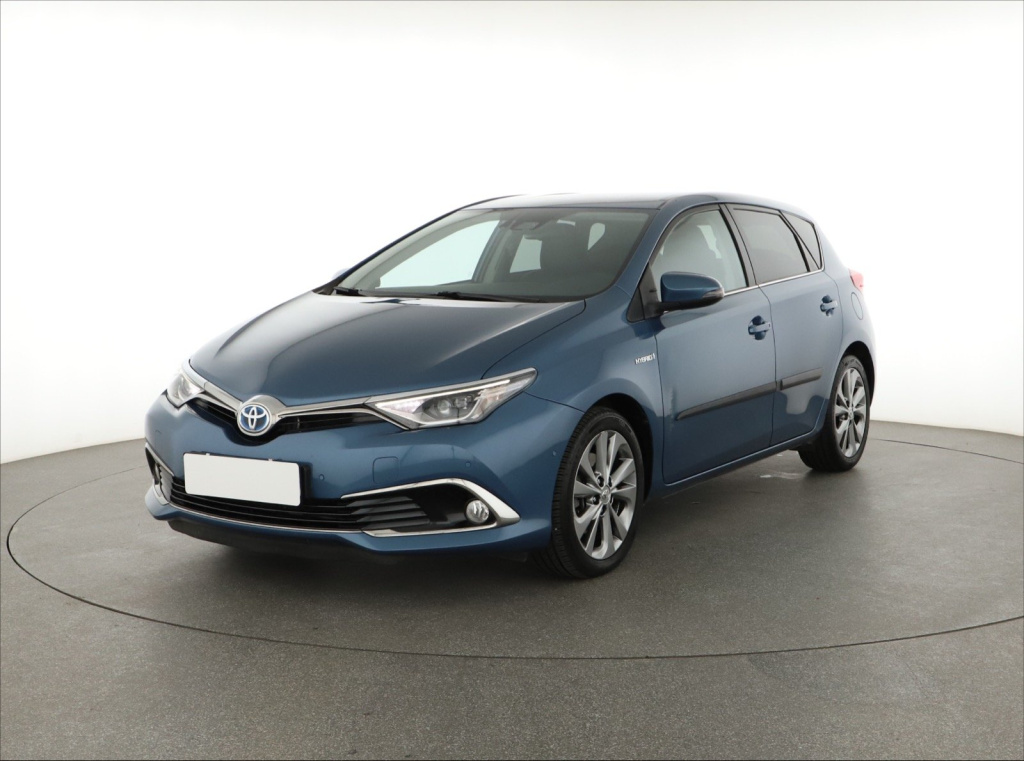 Toyota Auris, 2016, Hybrid, 100kW