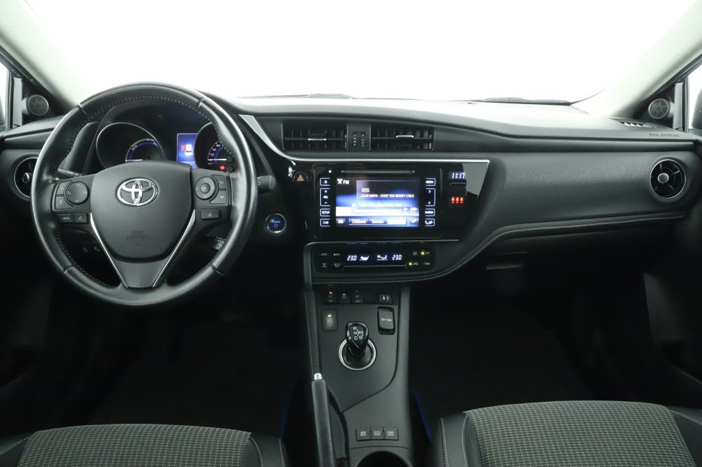 Toyota Auris, 2016, Hybrid, 100kW