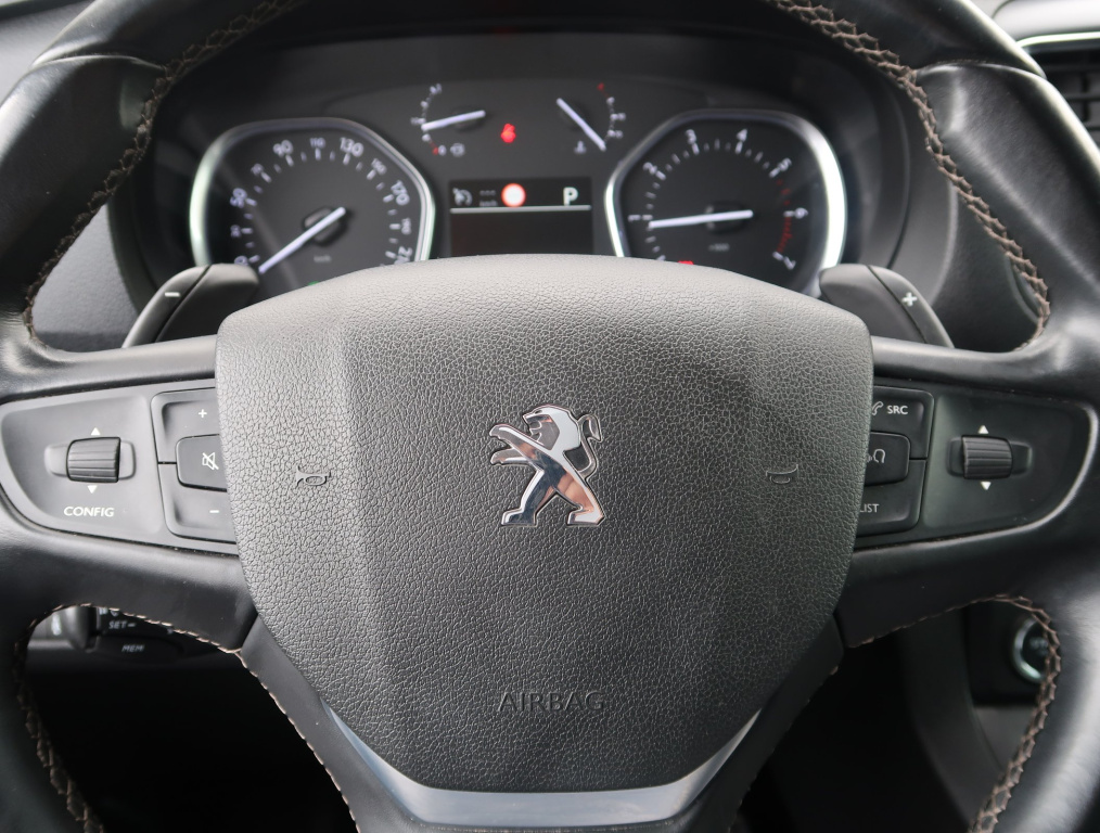 Peugeot Traveller