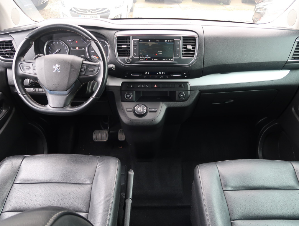 Peugeot Traveller