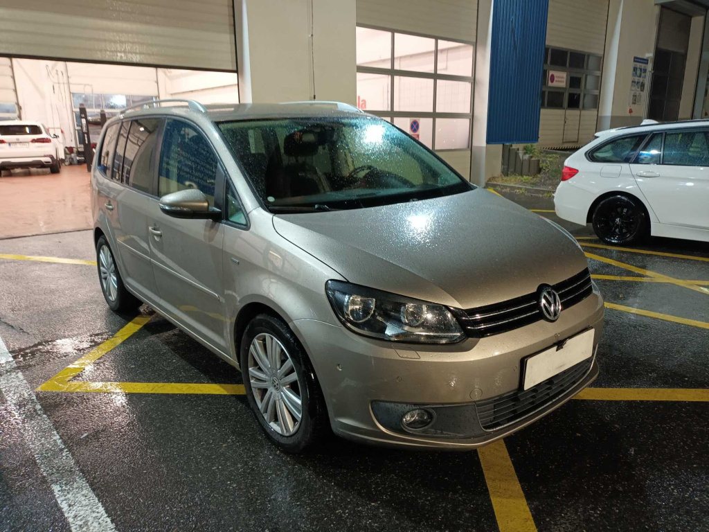 Volkswagen Touran, 2013, 2.0 TDI, 103kW