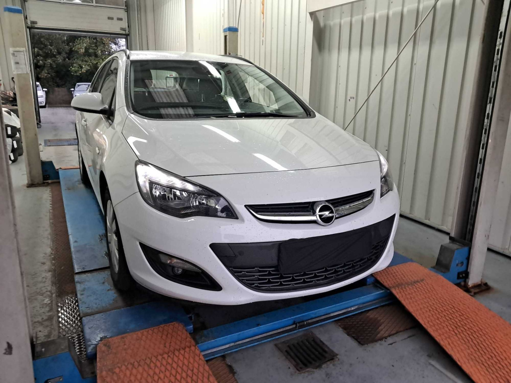 Opel Astra, 2015, 2.0 CDTI, 121kW