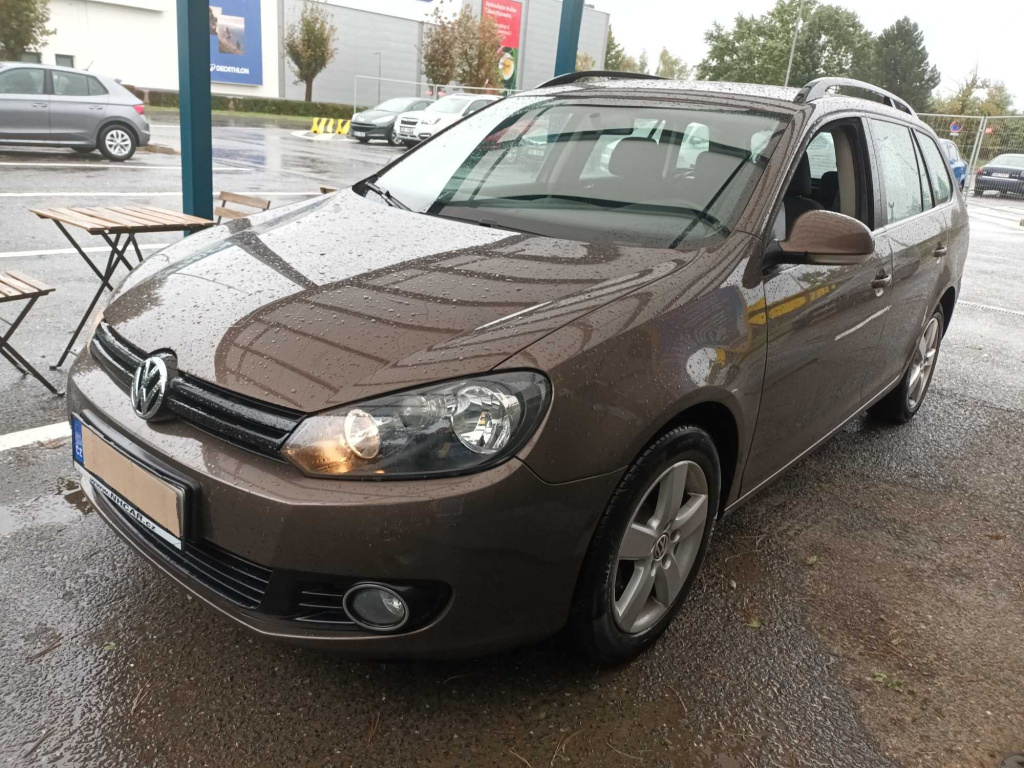 Volkswagen Golf, 2011, 1.6 TDI, 77kW