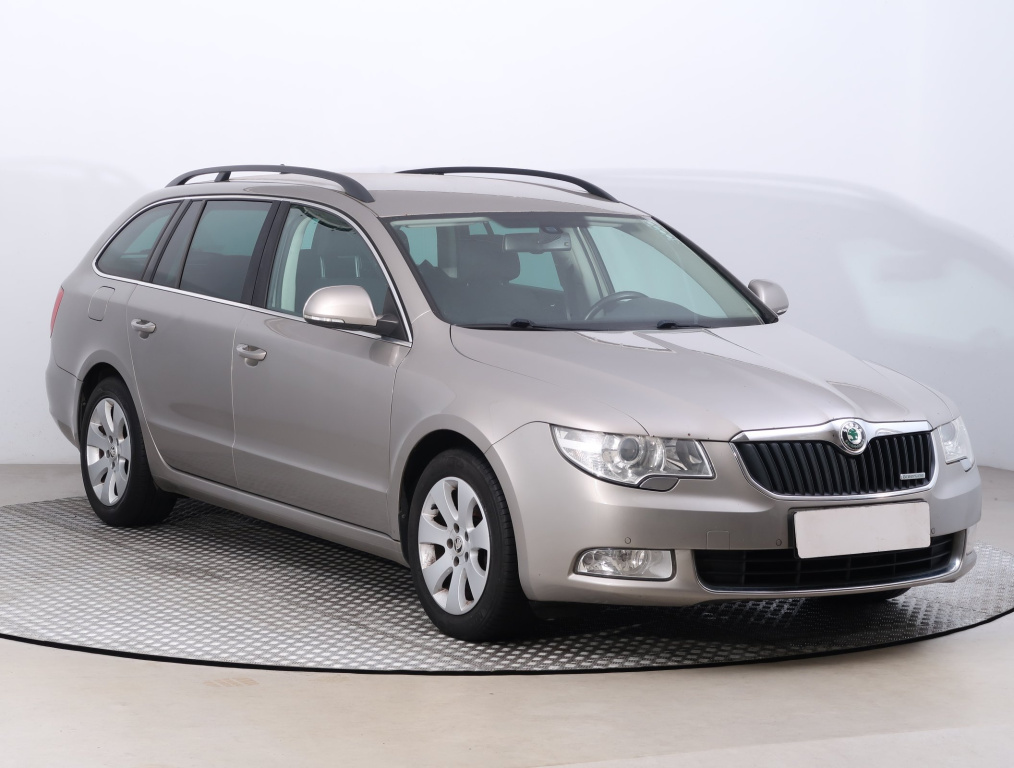 Škoda Superb, 2012, 1.6 TDI, 77kW