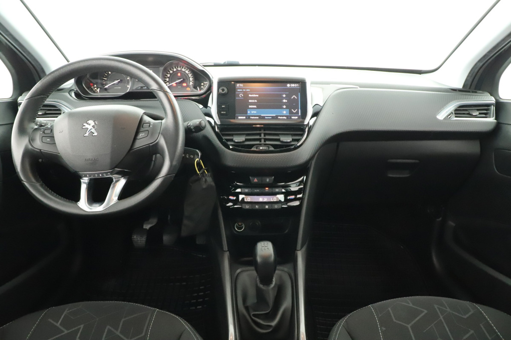 Peugeot 2008, 2017, 1.6 BlueHDi, 55kW