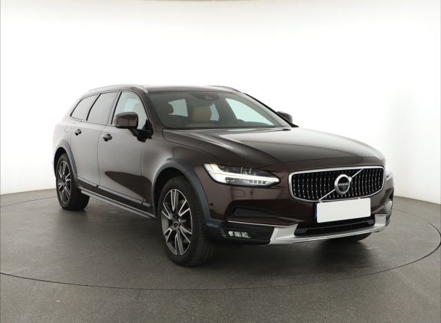 Volvo V90 Cross Country 2017