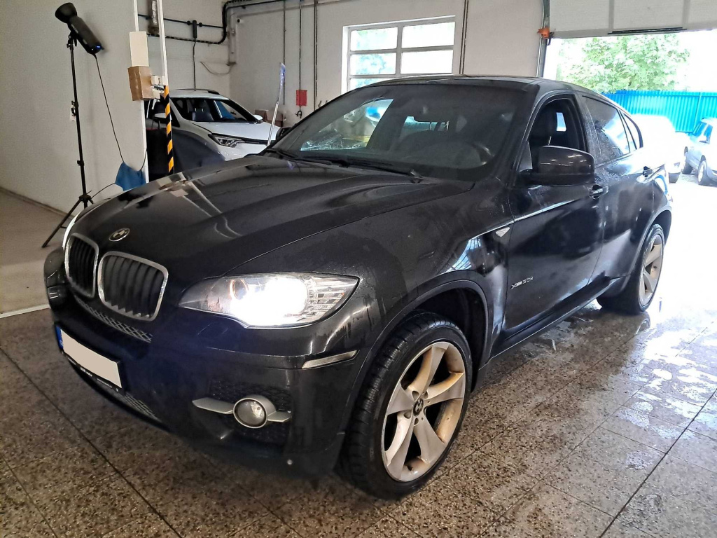 BMW X6, 2009, xDrive30d, 173kW, 4x4