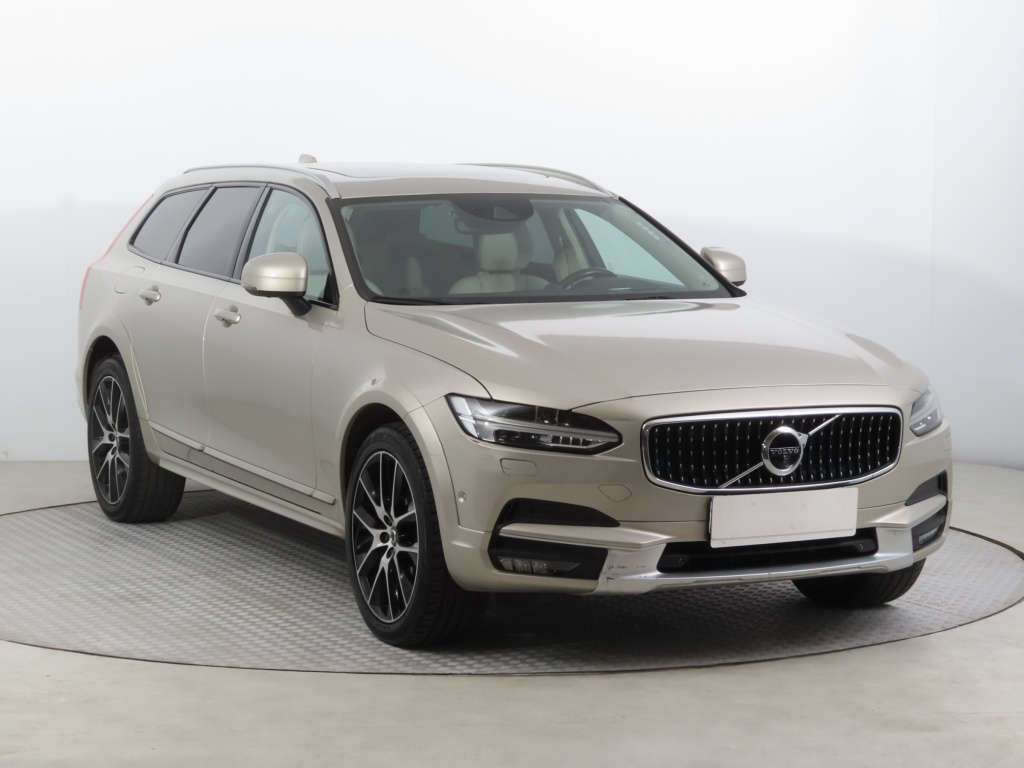 Volvo V90 Cross Country, 2017, D5 2.0 AWD, 173kW, 4x4