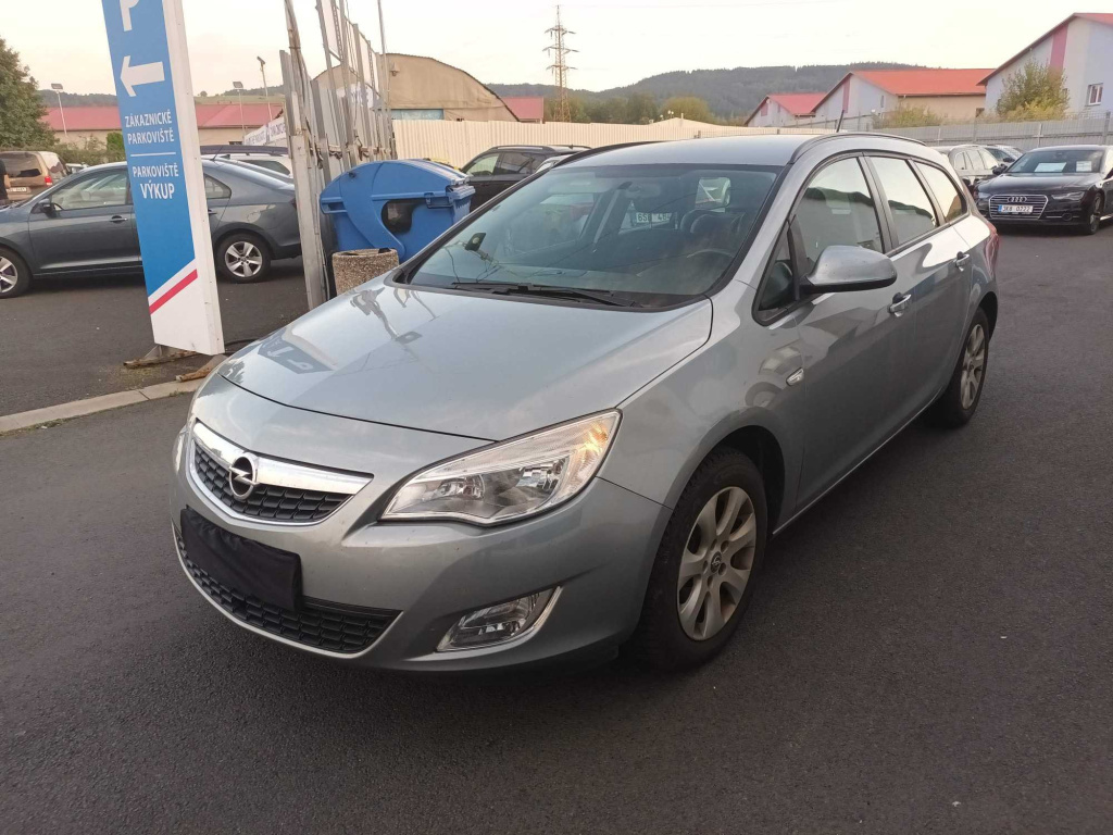 Opel Astra, 2012, 1.7 CDTI, 81kW