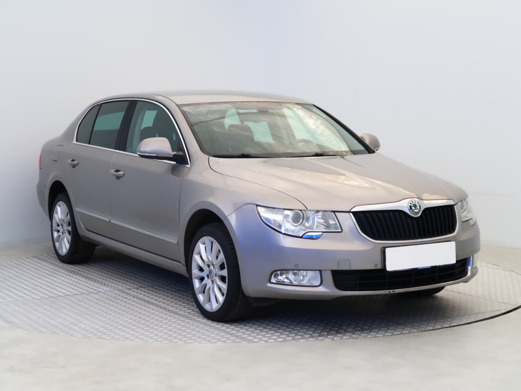 Škoda Superb, 2012, 2.0 TDI, 103kW