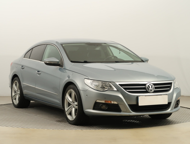 Volkswagen Passat CC 2011