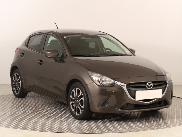 Mazda 2 2016