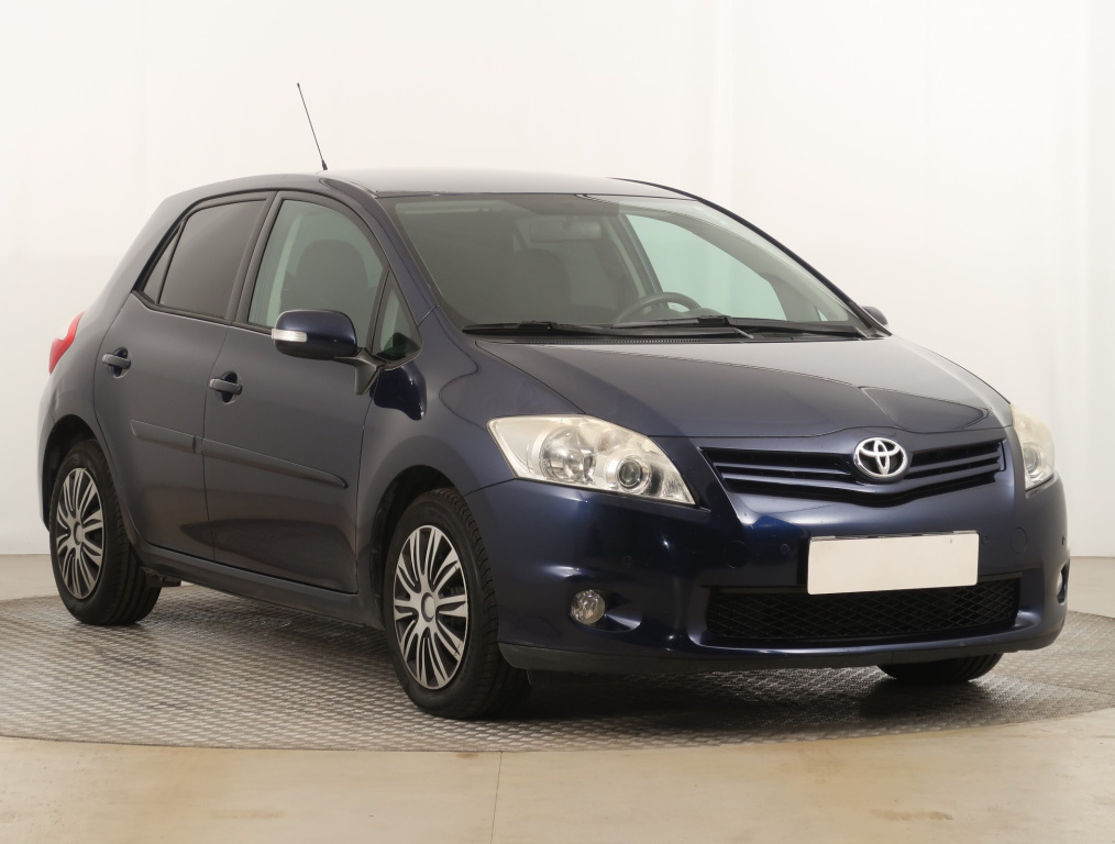 Toyota Auris, 2012, 1.6 Valvematic, 97kW