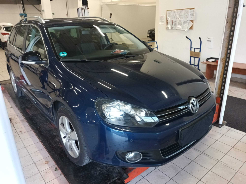 Volkswagen Golf, 2012, 1.6 TDI, 77kW