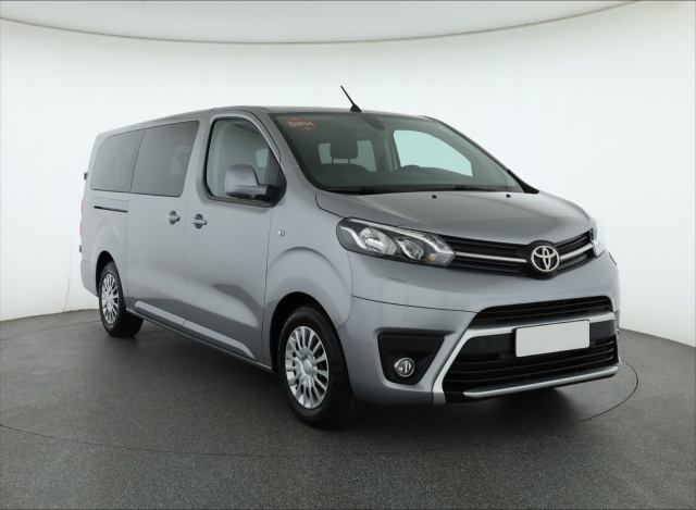 Toyota Proace Verso 2023