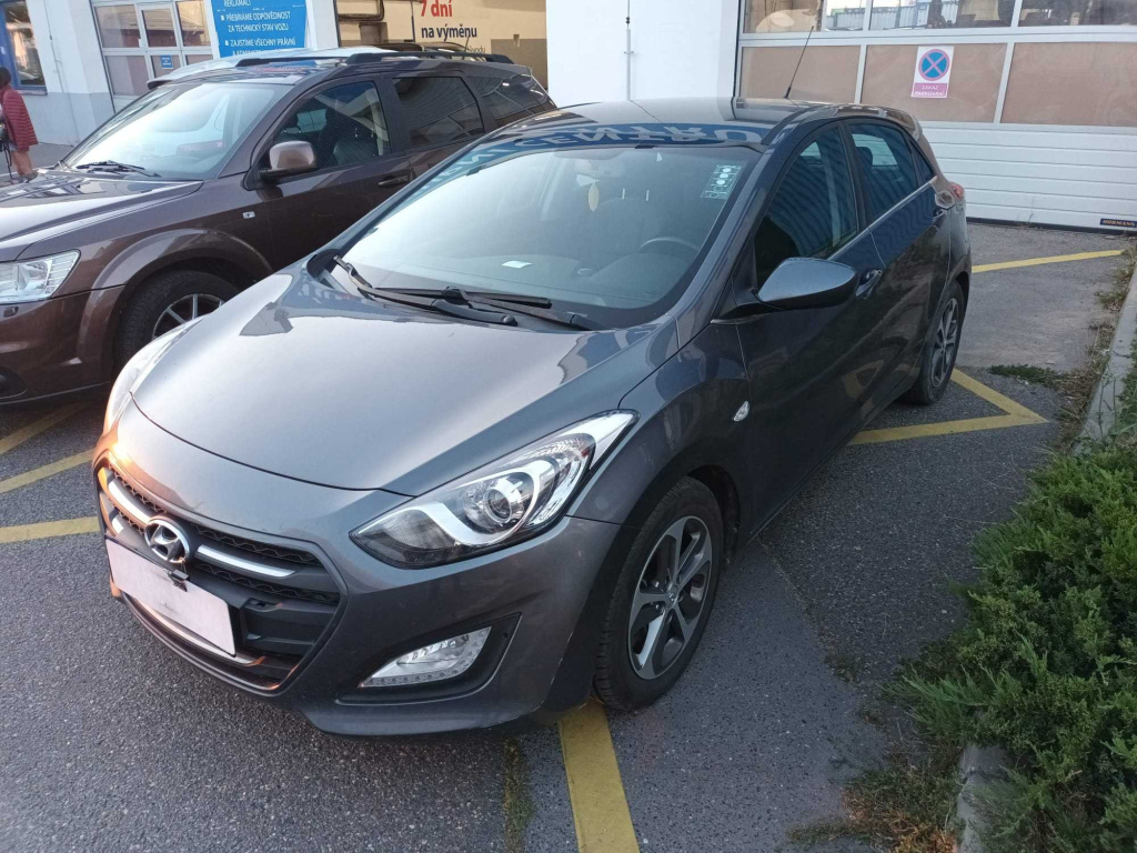 Hyundai i30, 2015, 1.6 CRDi, 81kW