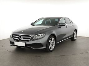 Mercedes-Benz E - 2016